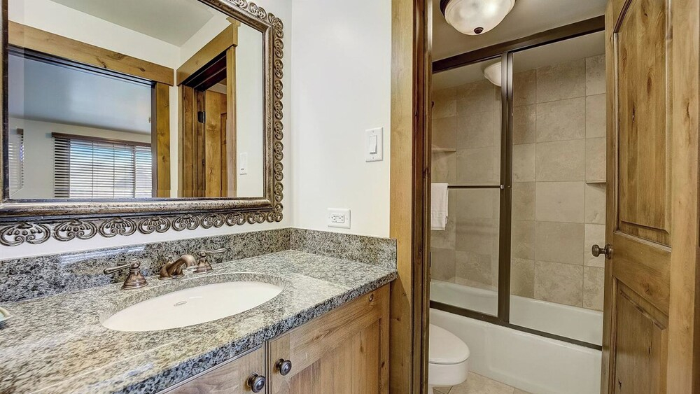Resort Plaza #5037 by Avantstay Located in Park City Mountain Resort w/ Mountain Views