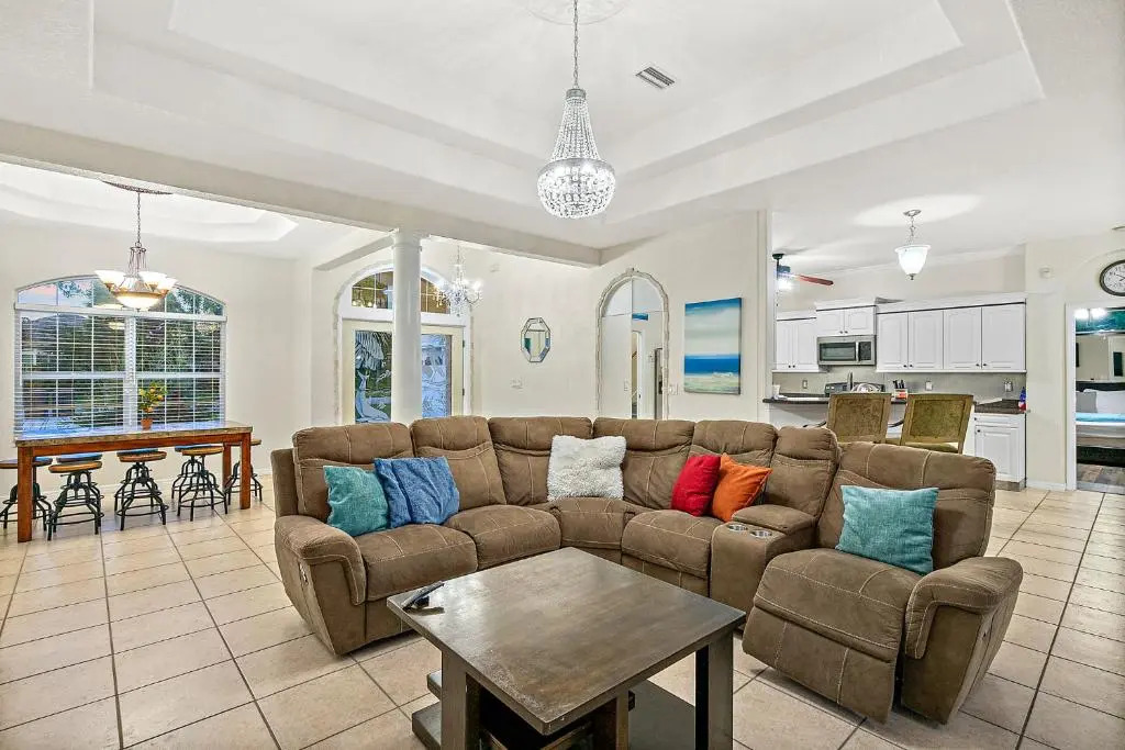 Palm Paradise with Heated Saltwater Pool - 10 min to the Beach