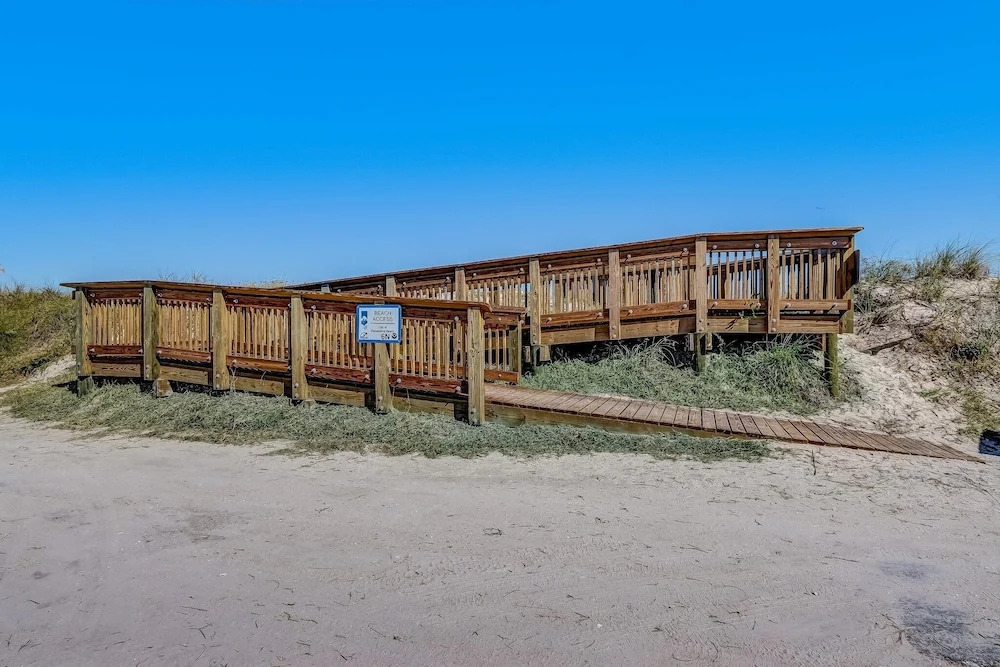 Cozy Pet Friendly 2BR - Fernandina Beach