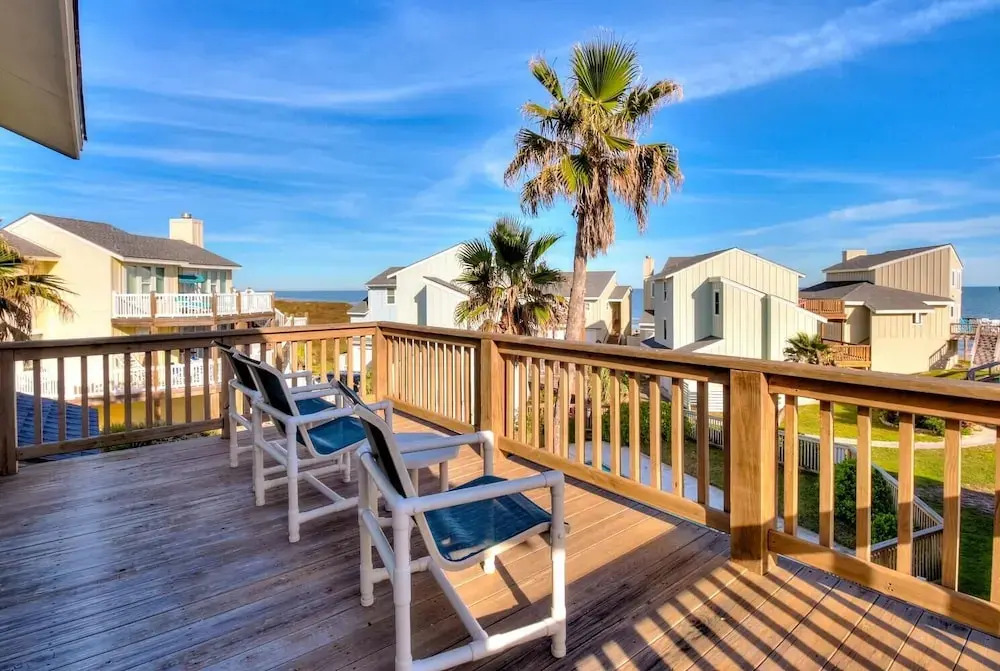 Beach Beauty 9LC 3 Bedrooms 3 Bathrooms Home