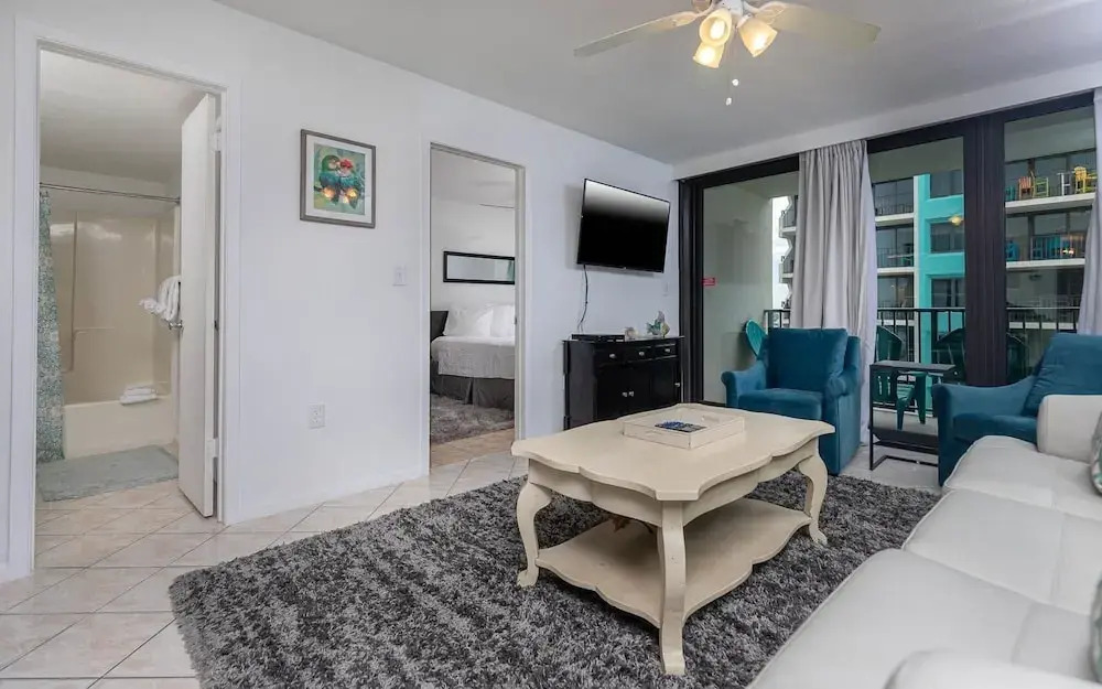 Island Winds West 671 2 Bedroom Condo