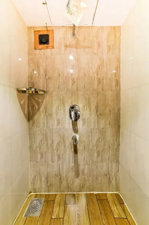 Malad Residency by OYO