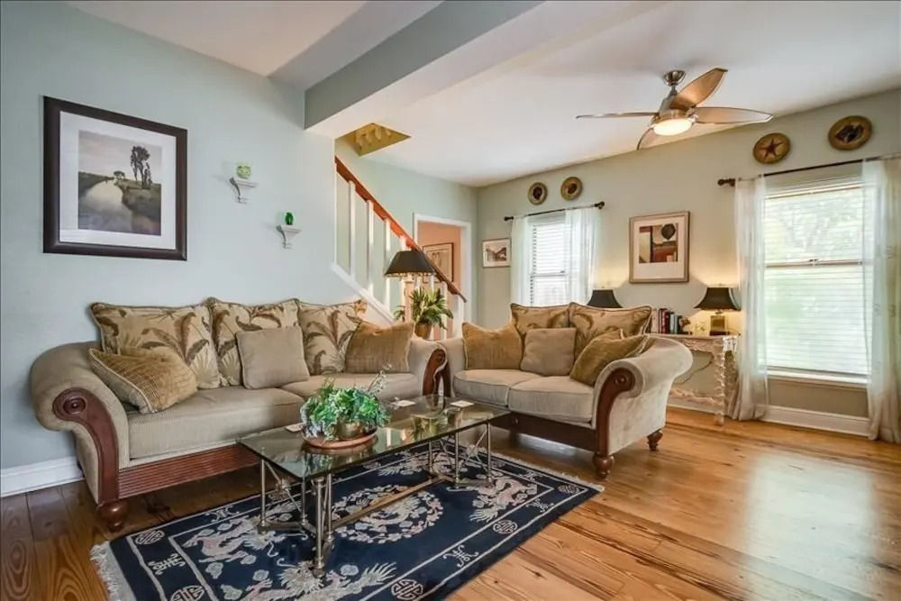 Anchor Inn - Unit 4 2 Bedroom Apts