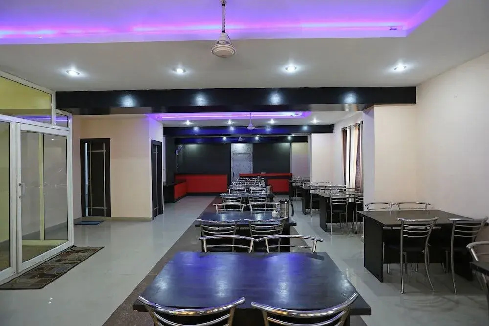 OYO 4799 Hotel City Park