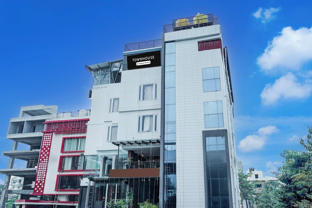 Deluxeonyx Hotel