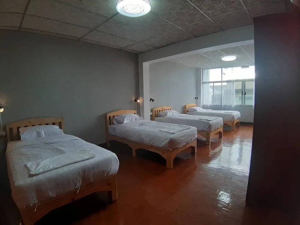 Nuengthong hostel
