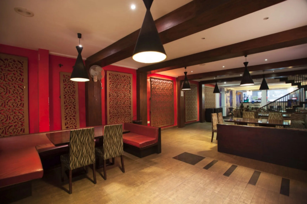 Oak Ray City Hotel