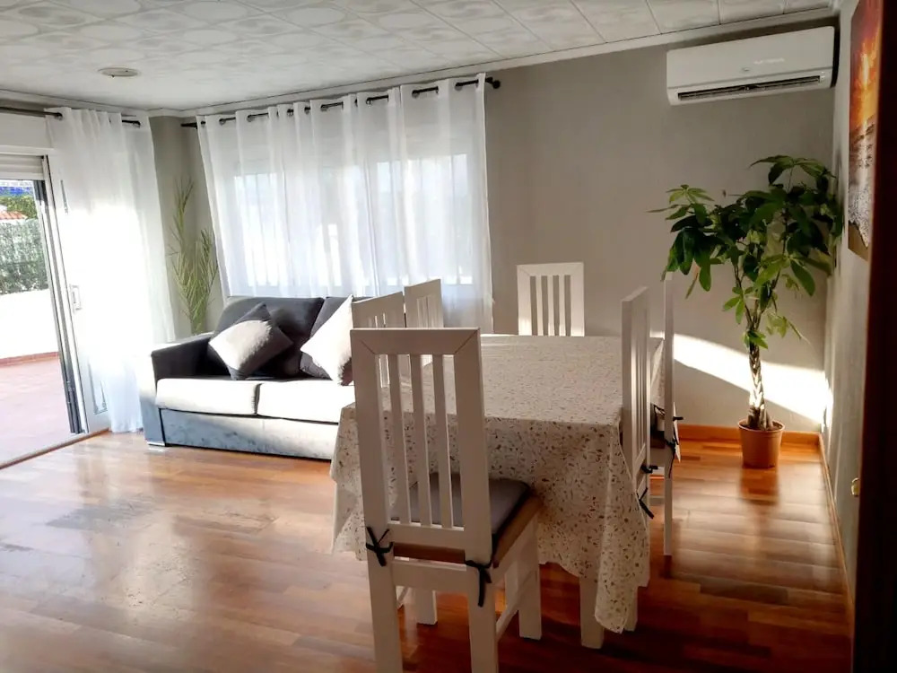 Apartment with 3 Bedrooms in Grau I Platja, with Terrace And Wifi - 400 M From the Beach