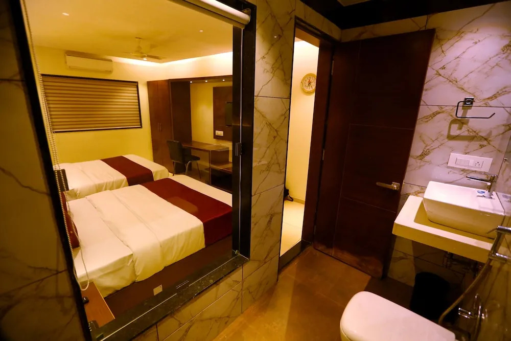 Hotel Hindustan Residency Thane