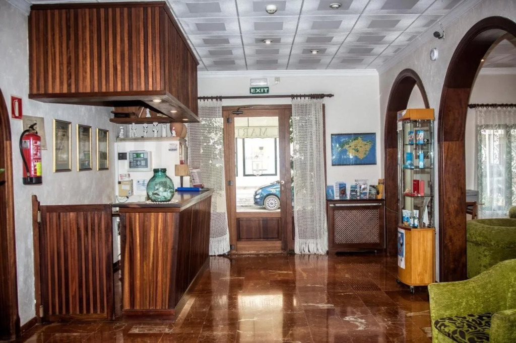 Hotel Martorell by MHR