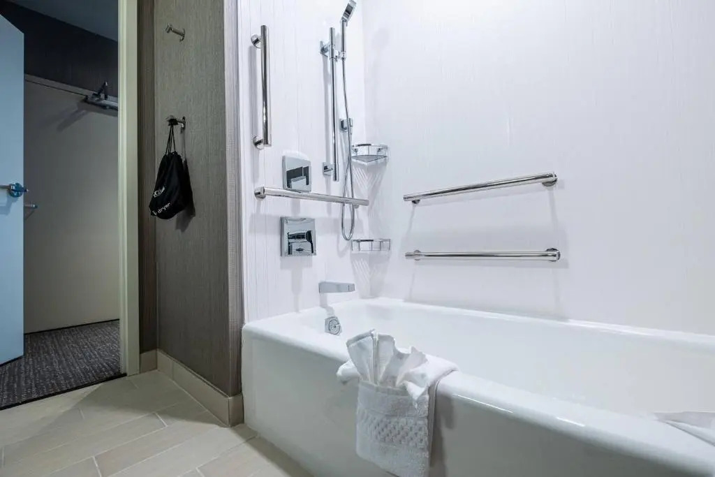 Courtyard by Marriott Toledo West