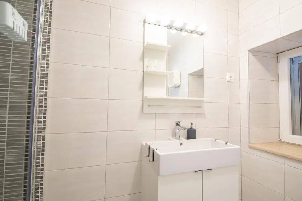 Sea Pearl Residence - Top beachfront location apartments in Bol centre