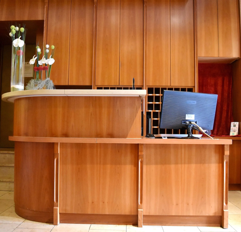 XII Apostel Albergo