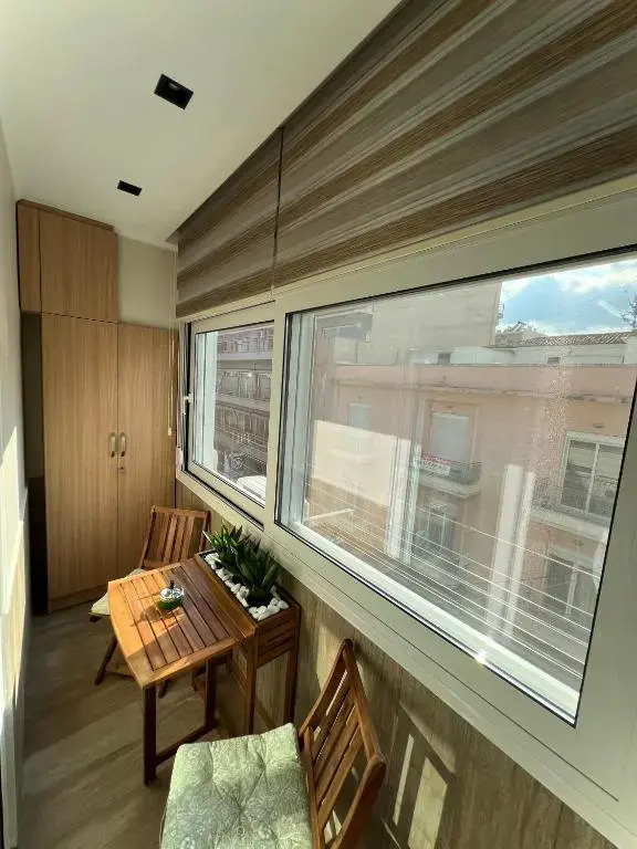 Cozy Downtown Apartment