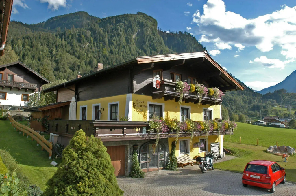 Haus Katharina, SUMMERCARD INCLUDED