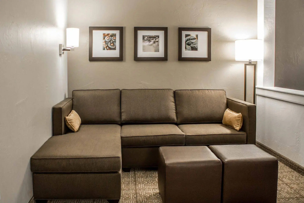 Comfort Suites Hartville-North Canton