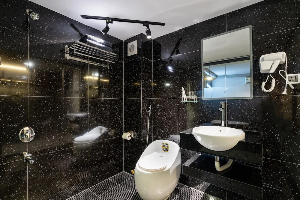 G9 Homestay - Walking Street