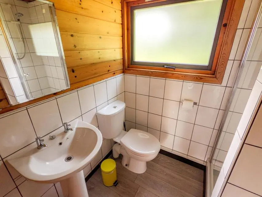Avallon Lodges
