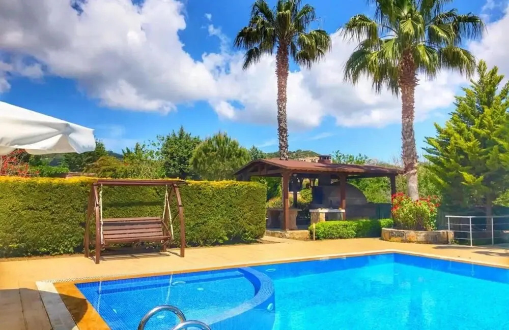 Fancy House With Shared Pool Surrounded by Nature in Bodrum