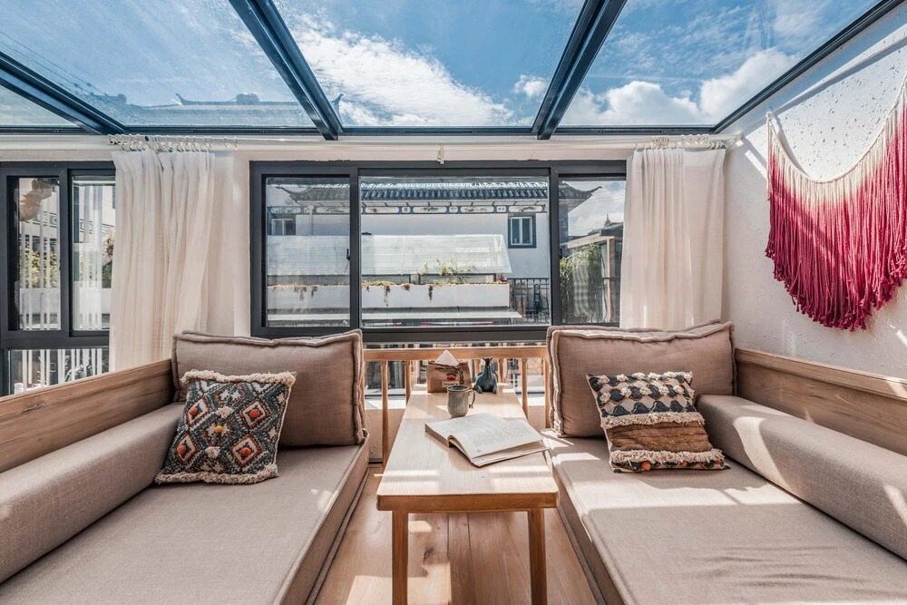 Floral Holiday Guesthouse