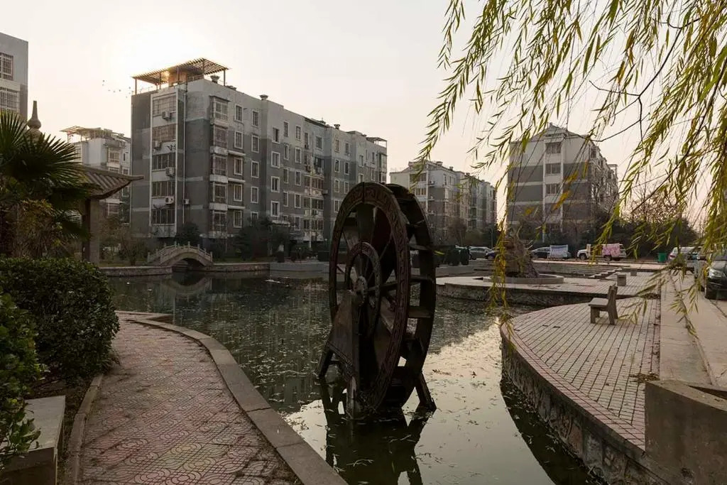Henan Kaifeng·Gulou Square· Locals Apartment 00138460