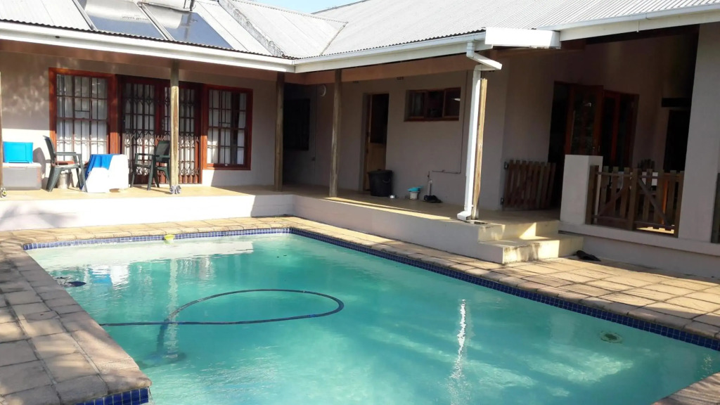 Jacaranda Guesthouse