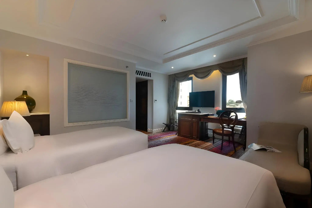 The Lapis Hotel