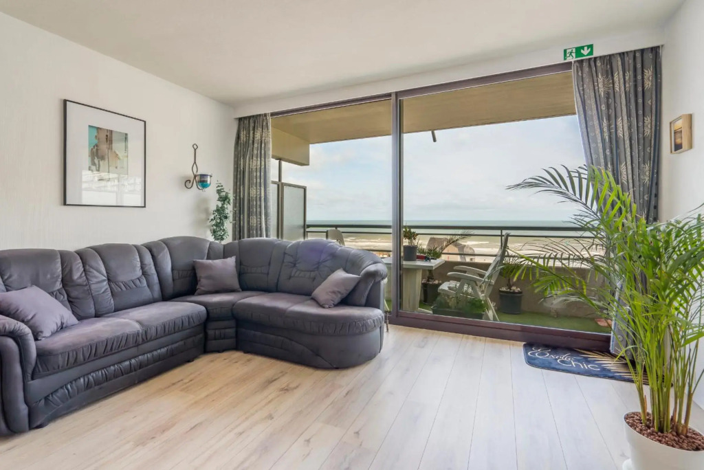 Luxueuze vakantiestudio met zeezicht en terras in Oostende