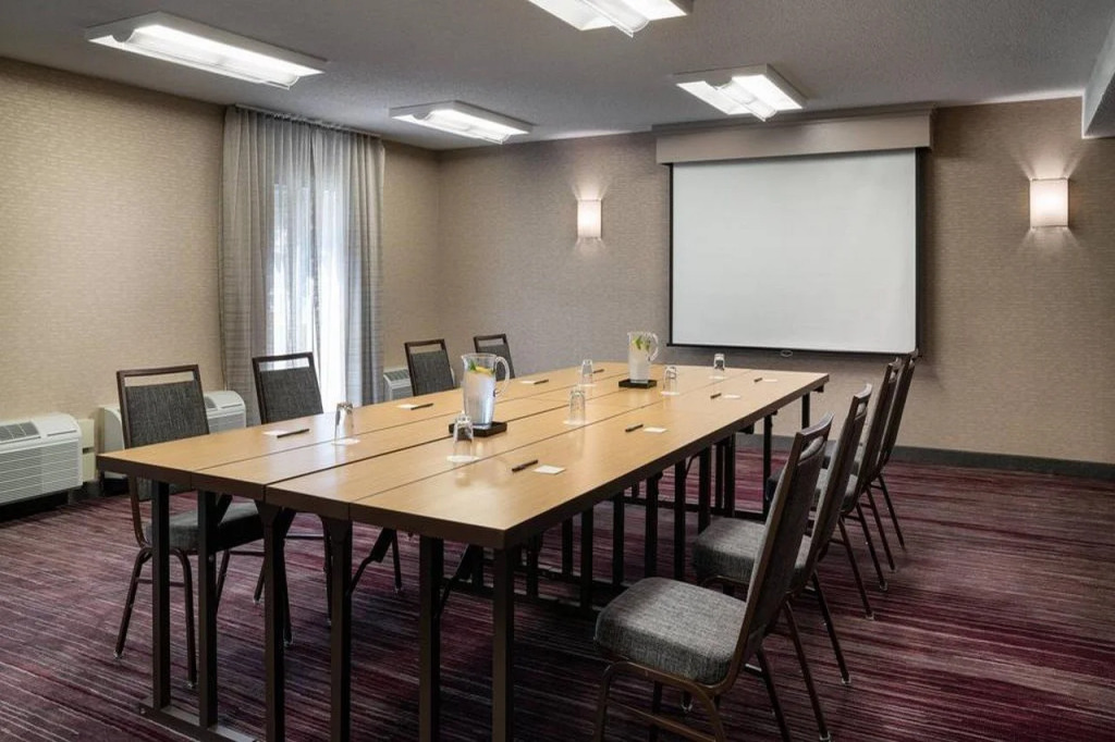 Courtyard by Marriott Pleasanton