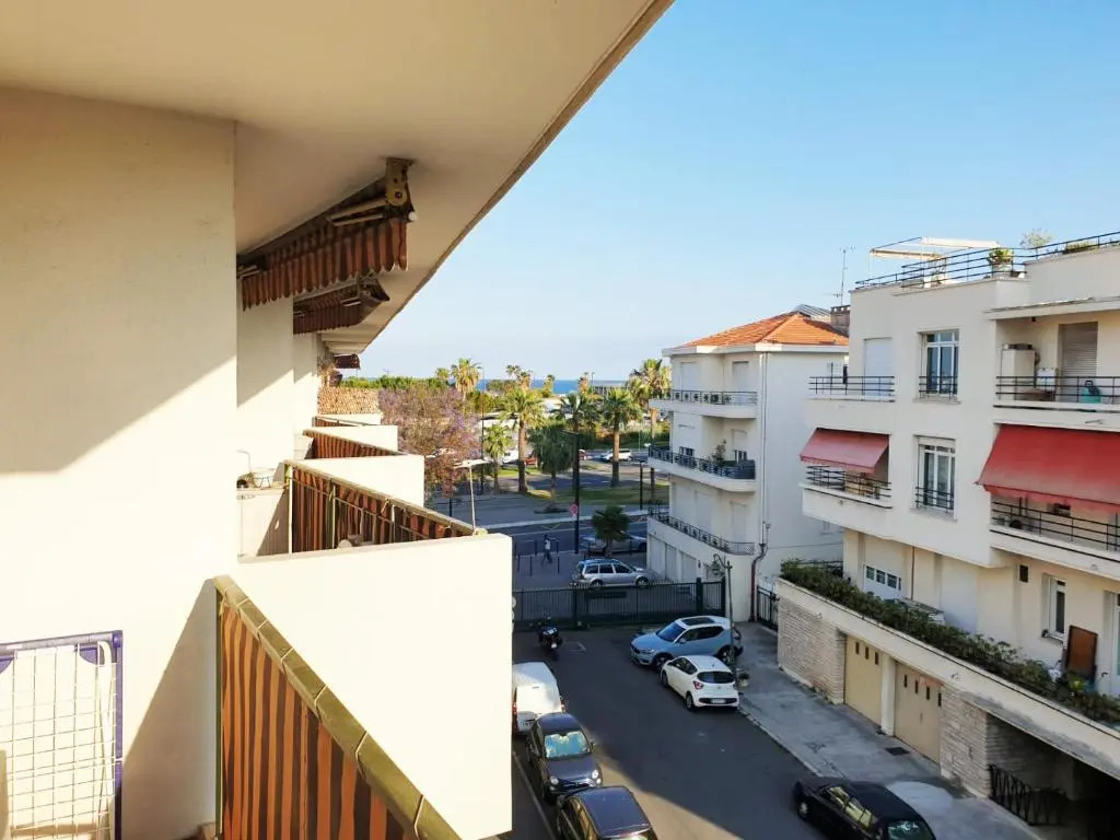 Beautiful T1 with Sea View