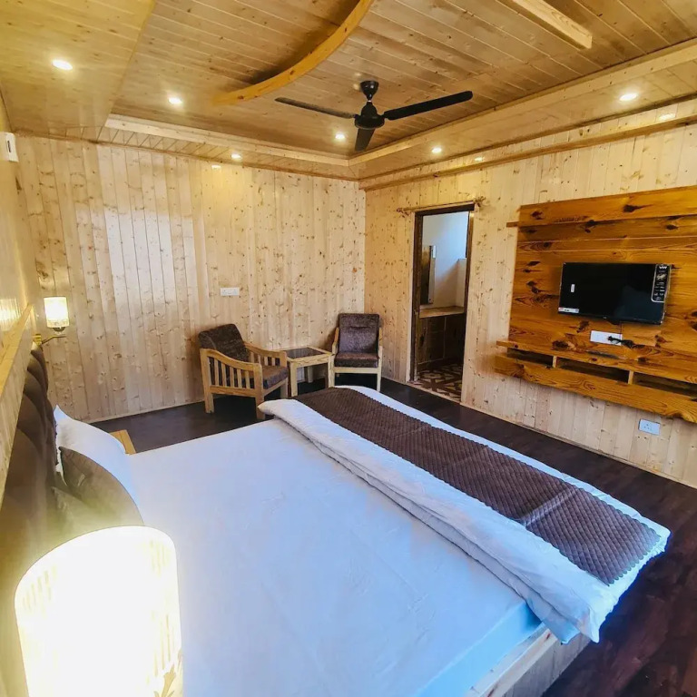 Ekaant Stays - Manali