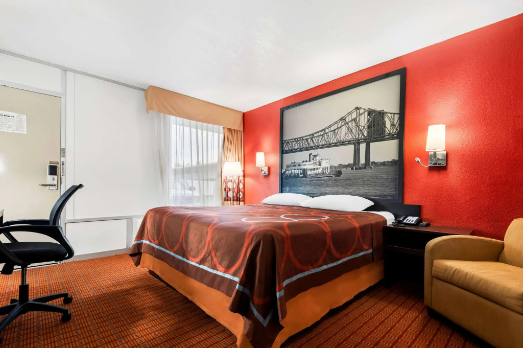 Super 8 by Wyndham Baton Rouge/I-10