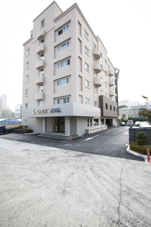 I-check Hyunjin Hotel