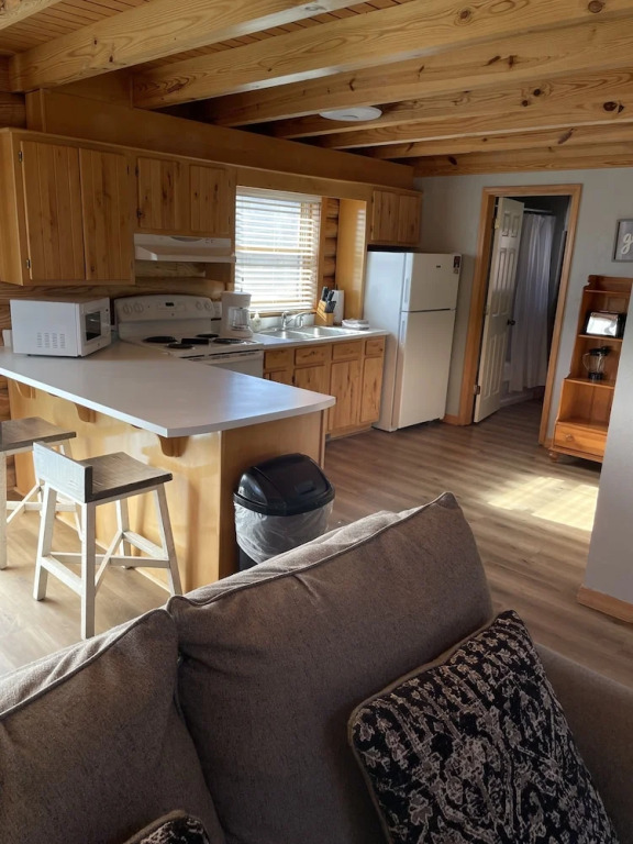 Crown Lake Resort
