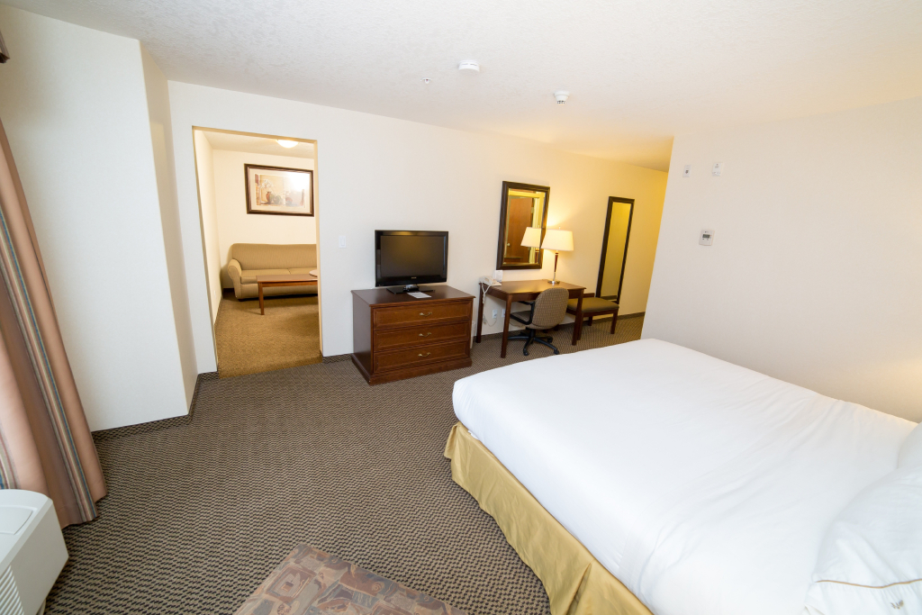 Holiday Inn Express & Suites Drayton Valley by IHG
