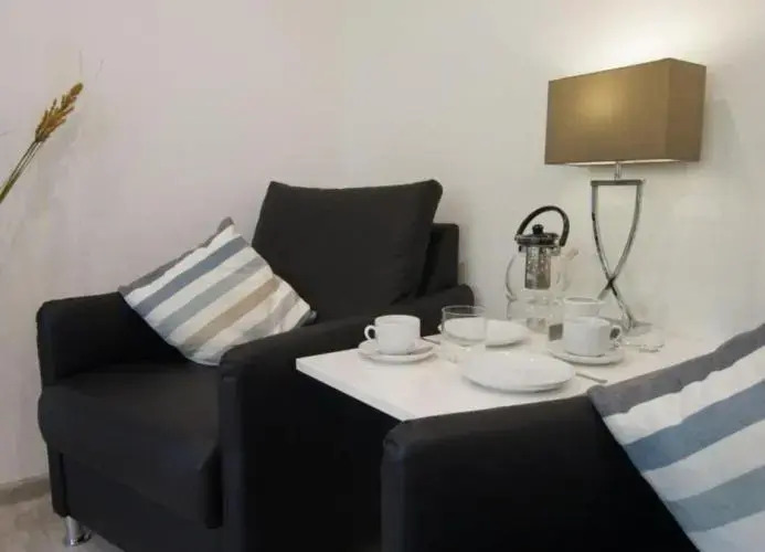 Iris 8 - Ruhige Souterrain-Wohnung in der Friesenstraße