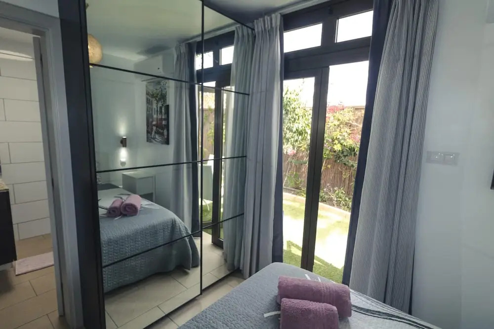 Deluxe Villa With Tropical Garden Gitj