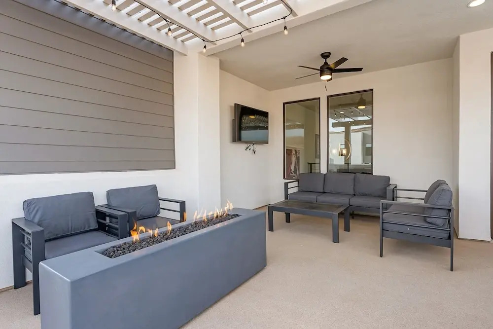 Oasis Retreat 5 Bedroom Townhouse