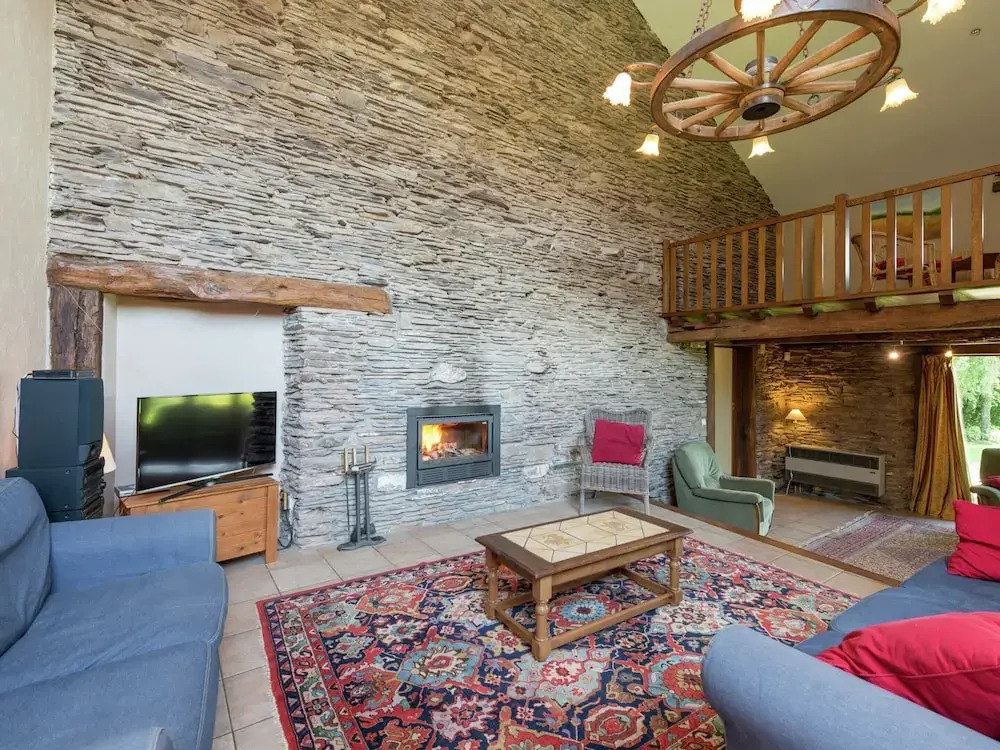 Rustic Cottage in Jevigne