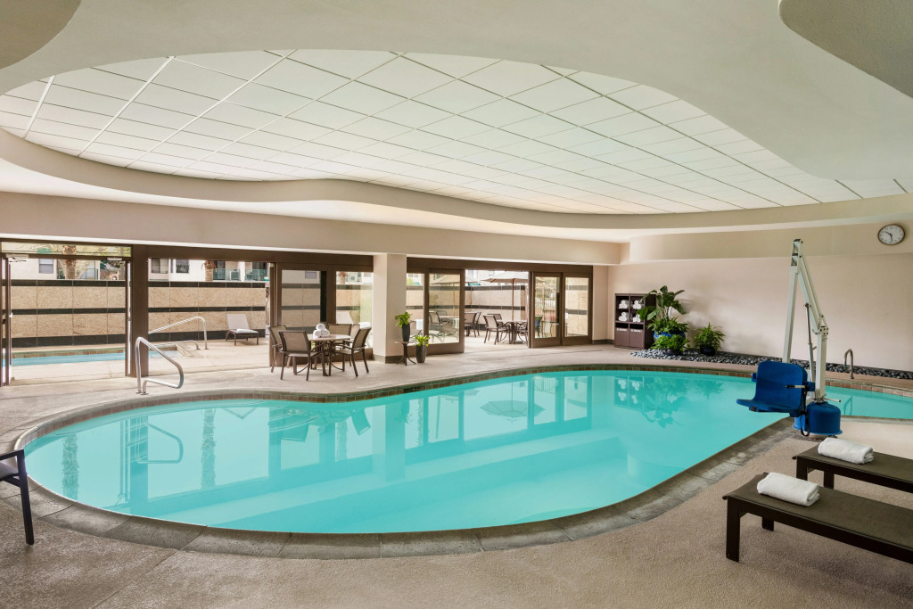 Embassy Suites by Hilton Convention Center Las Vegas
