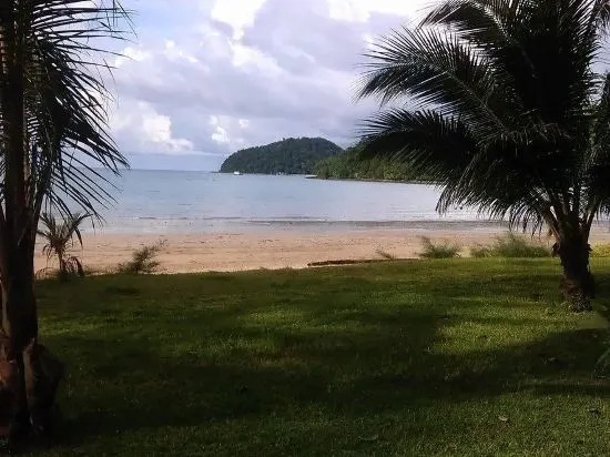 Baan Chai Lay Krua Tonhom