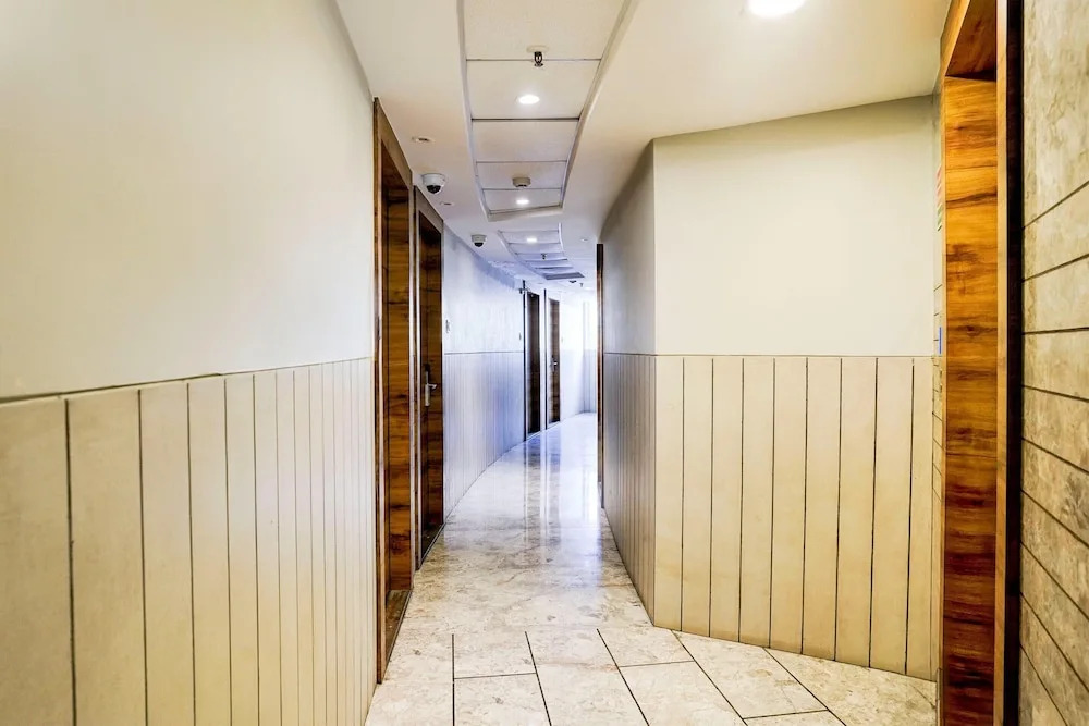 Townhouse Oak Vashi