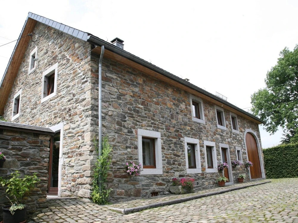 Lovely Cottage in Waimes With Sauna