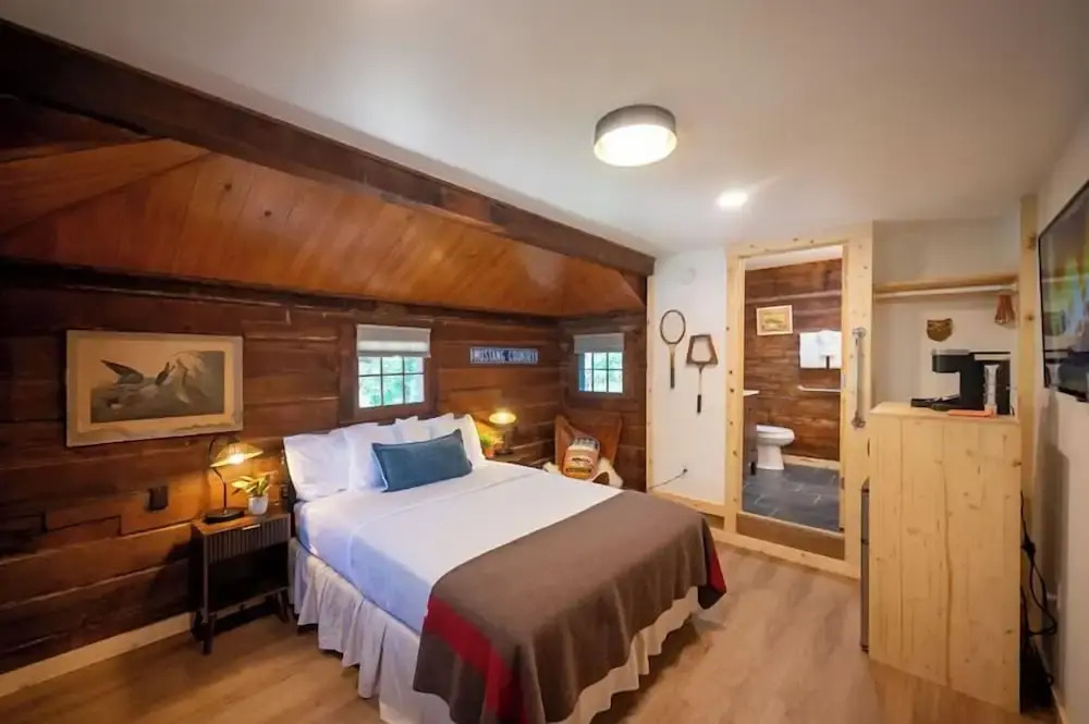 The Woodsman Lodge