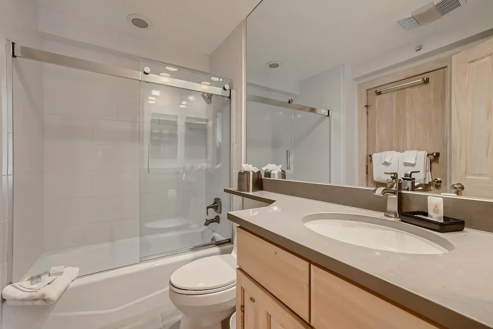 Westwind 307 2BD 2BA Platinum Condo in Lionshead Village