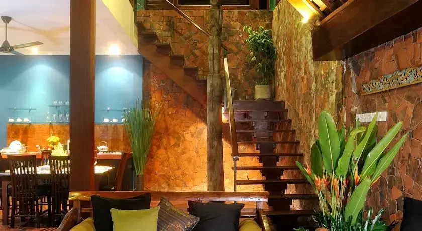 Catur Kembar Villa