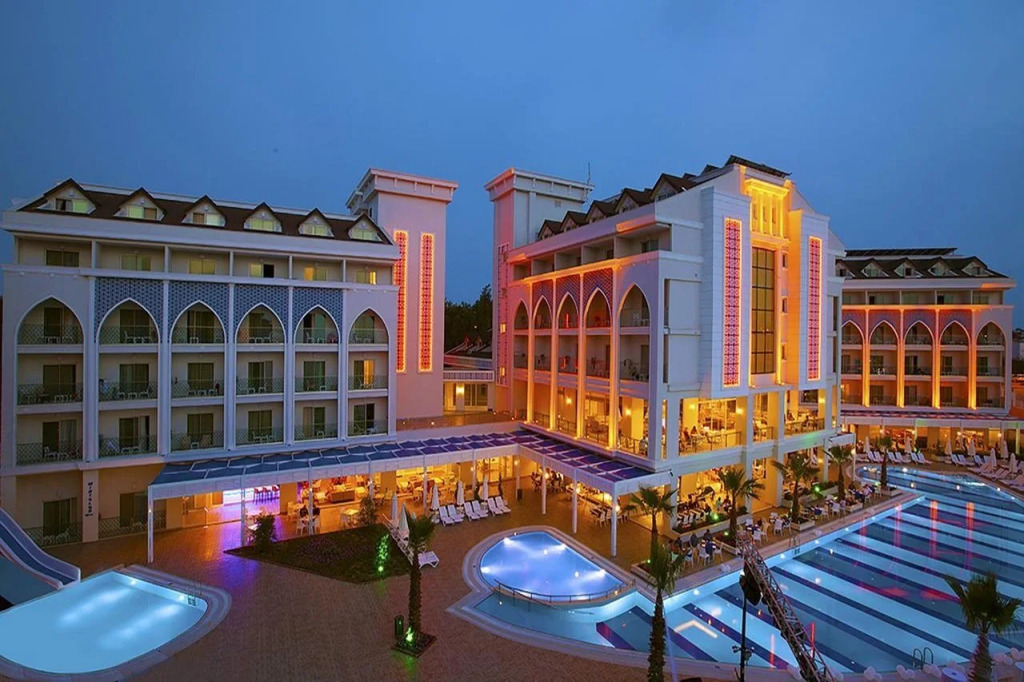 Diamond Elite Hotel & Spa - Adults Only