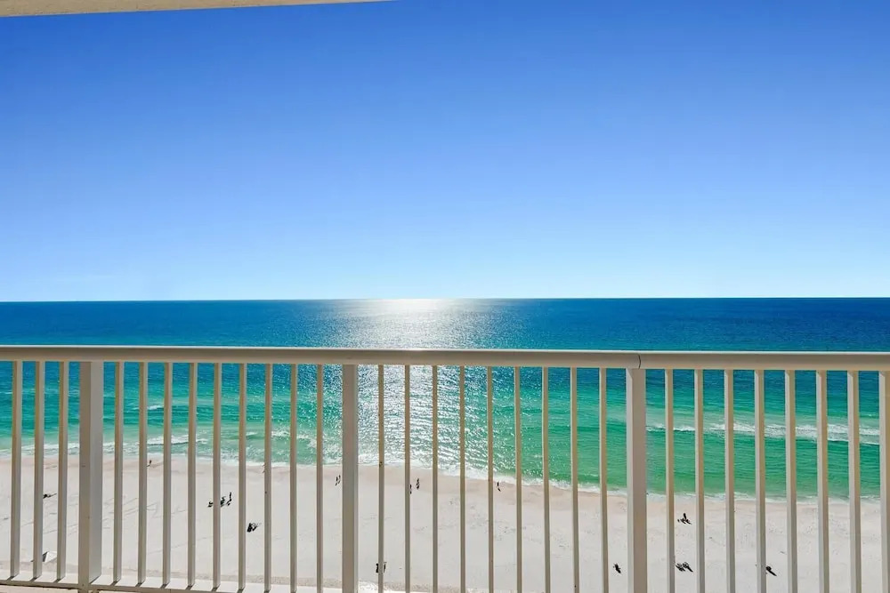 Majestic Beach Towers 1-1603