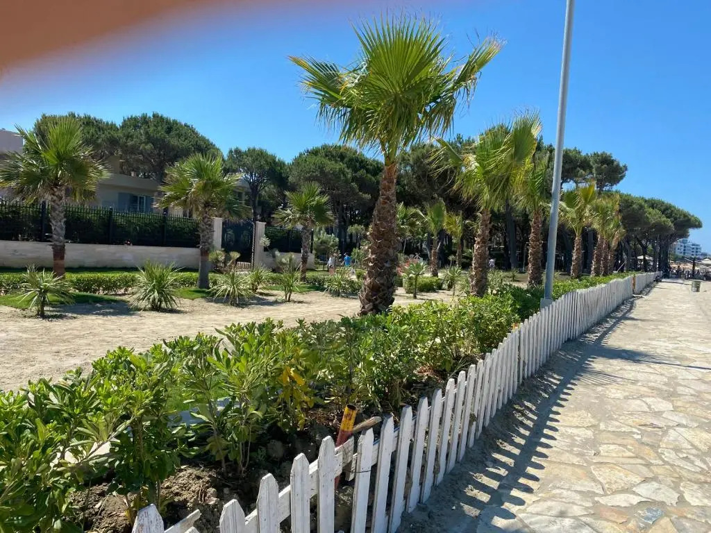 Qerret Beach Apartment