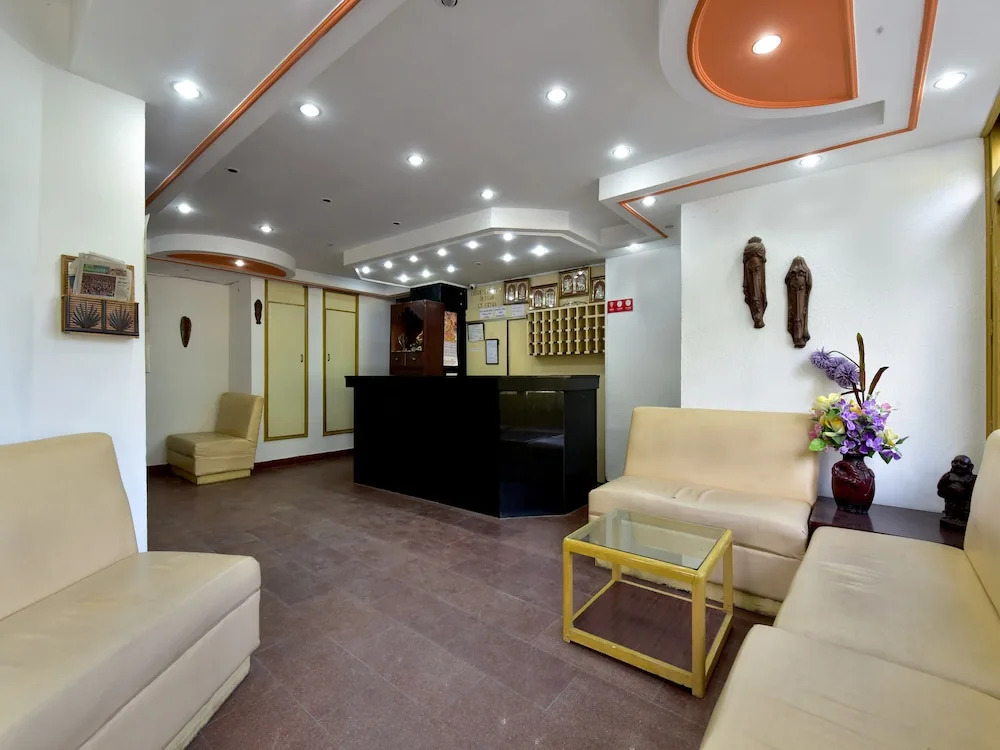 OYO 19766 Hotel Manali Palace
